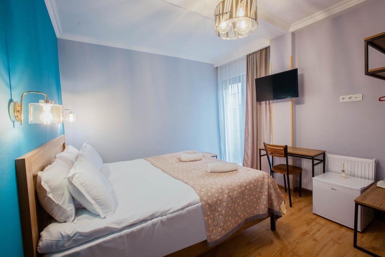 Central Gate Boutique Hotel Тбилиси Экстерьер фото