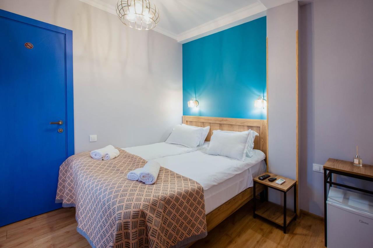 Central Gate Boutique Hotel Тбилиси Экстерьер фото